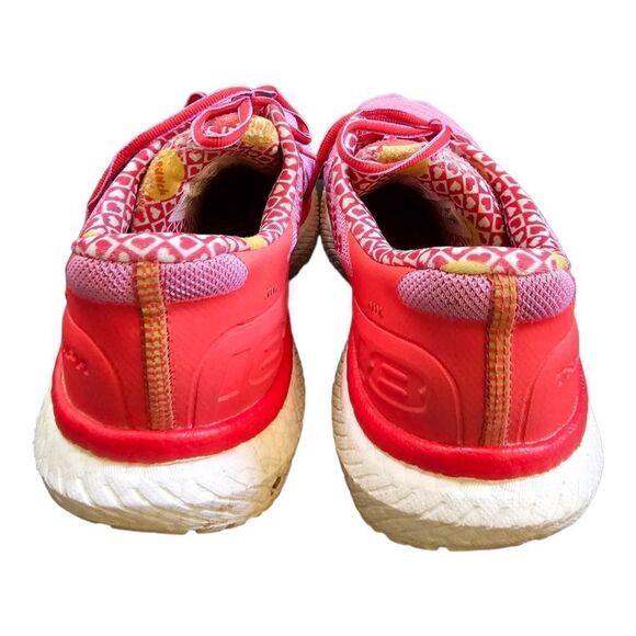 SOLD!!! SAUCONY Triumph 18 Pink Red Galentines Valentine’s Day Shoes - Size 10 - Picture 4 of 8